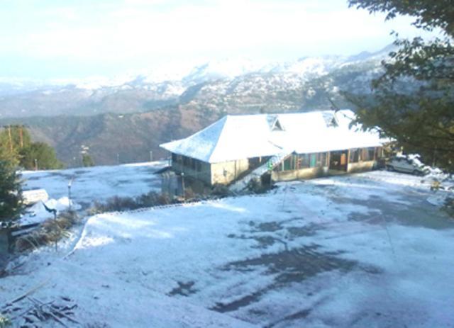 Oyo 43476 Vatika Resort Shimla Exterior photo
