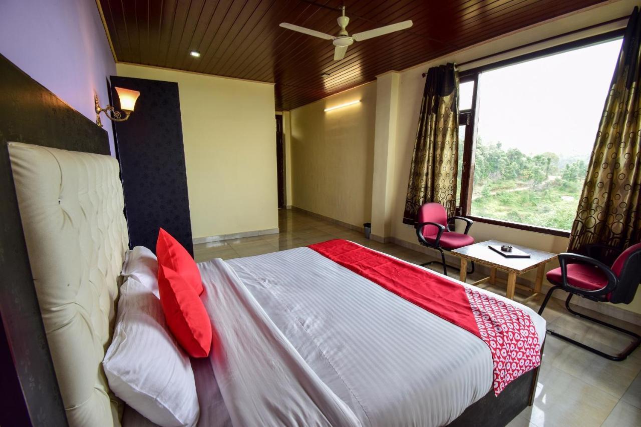 Oyo 43476 Vatika Resort Shimla Exterior photo